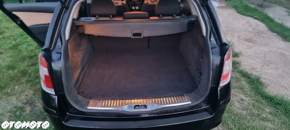 Opel Astra 1.8 Cosmo - 9