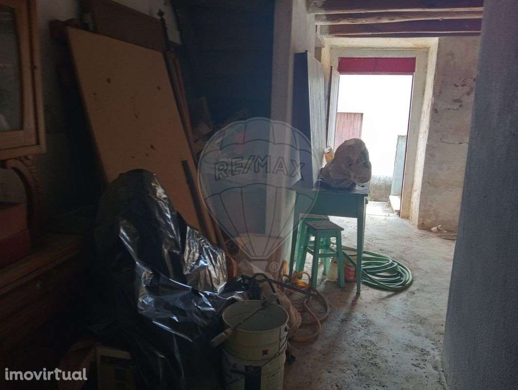 Moradia T2 para venda - Grande imagem: 2/4