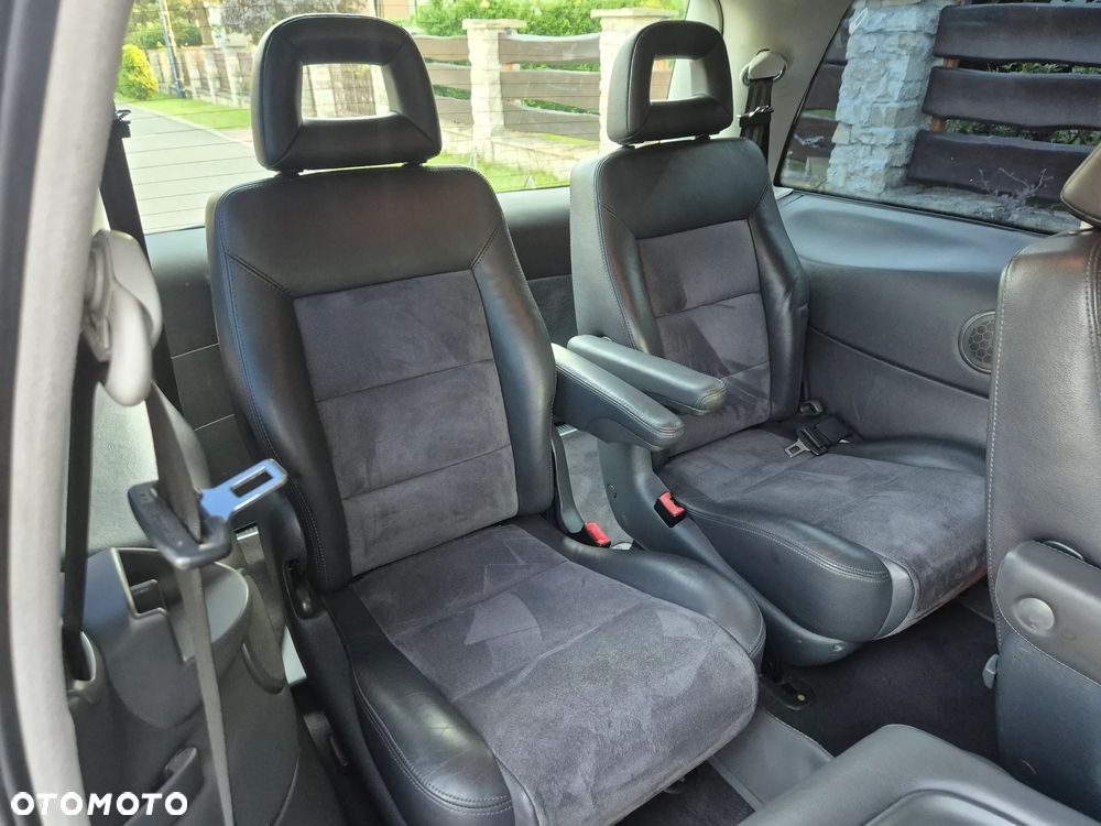 Volkswagen Sharan - 18