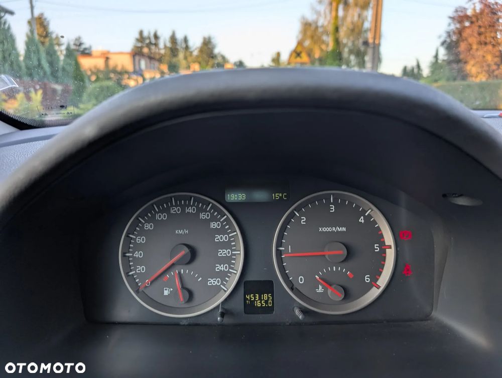 Volvo S40 2.0D - 21