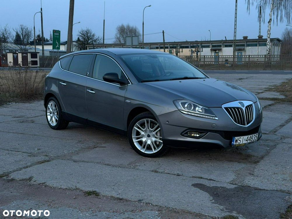 Lancia Delta 1.8 T-Jet Oro Sportronic