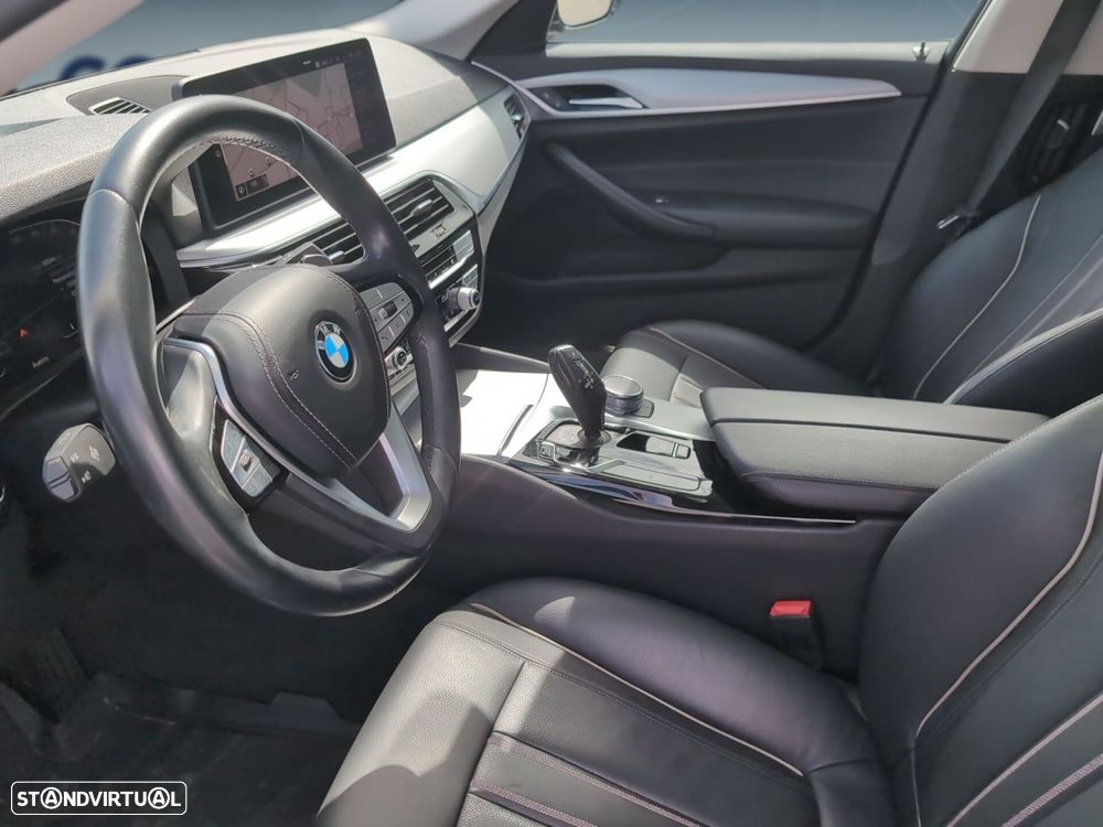 BMW 520 d Line Luxury Auto - 11