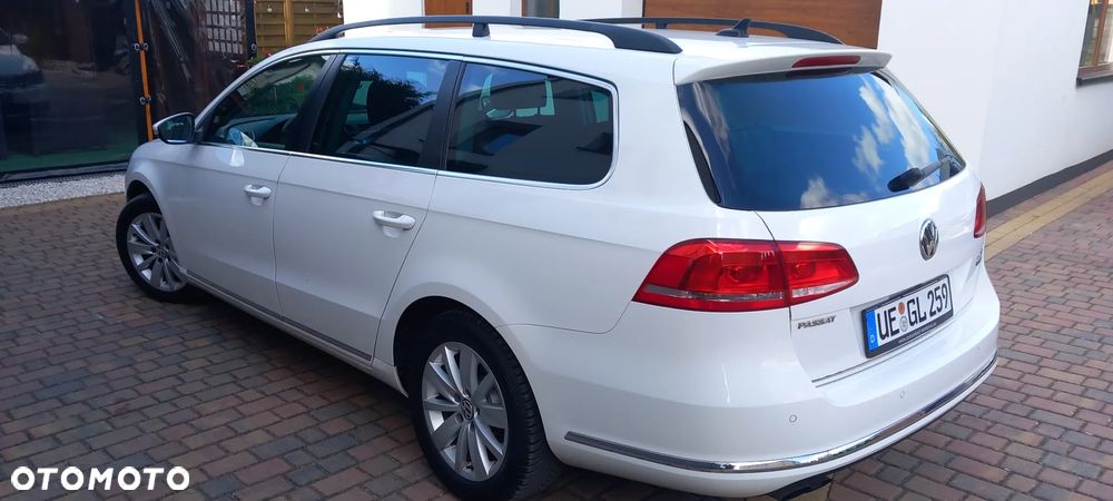 Volkswagen Passat Variant 2.0 TDI 4Motion BlueMotion Technol Highline - 4