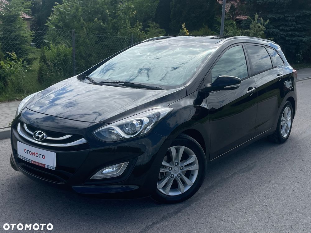Hyundai i30 blue Kombi 1.6 CRDi Passion - 3