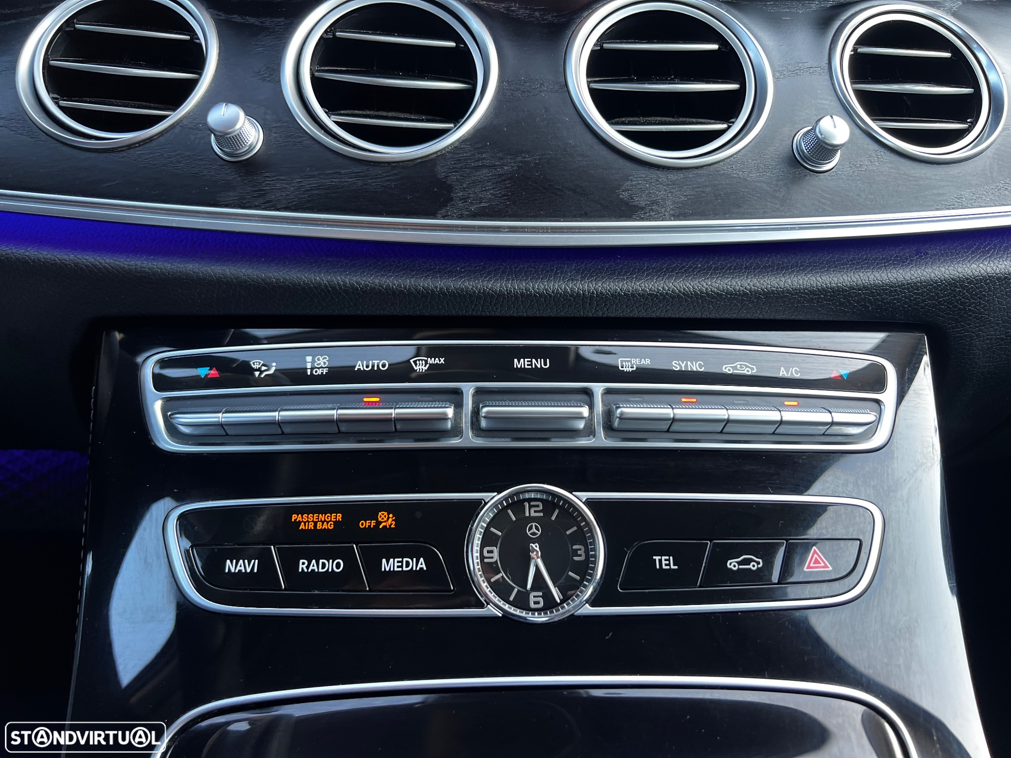 Mercedes-Benz E 220 d Avantgarde - 24