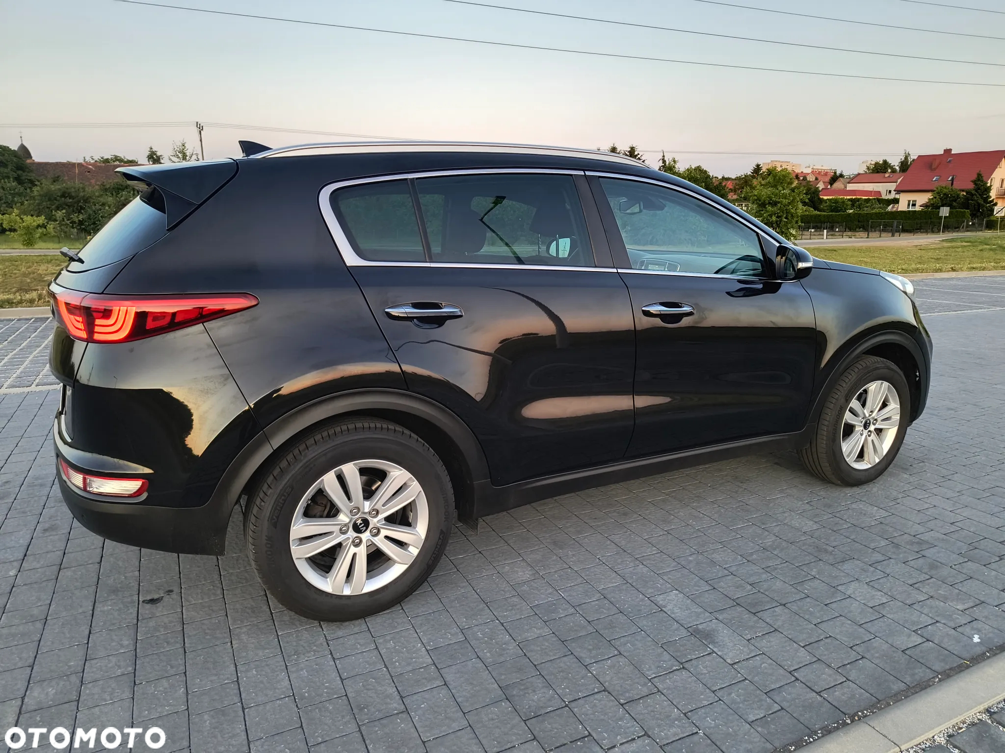 Kia Sportage 1.6 GDI 2WD DREAM-TEAM EDITION - 4