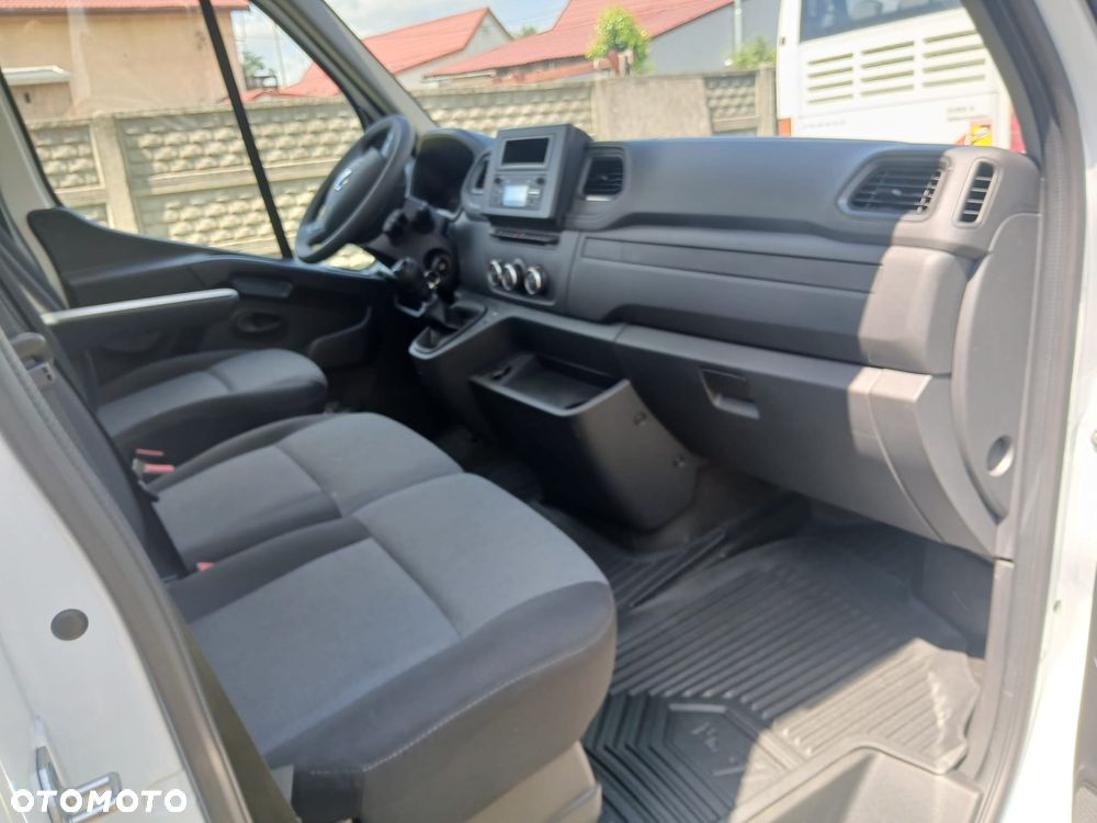 Renault Master - 11