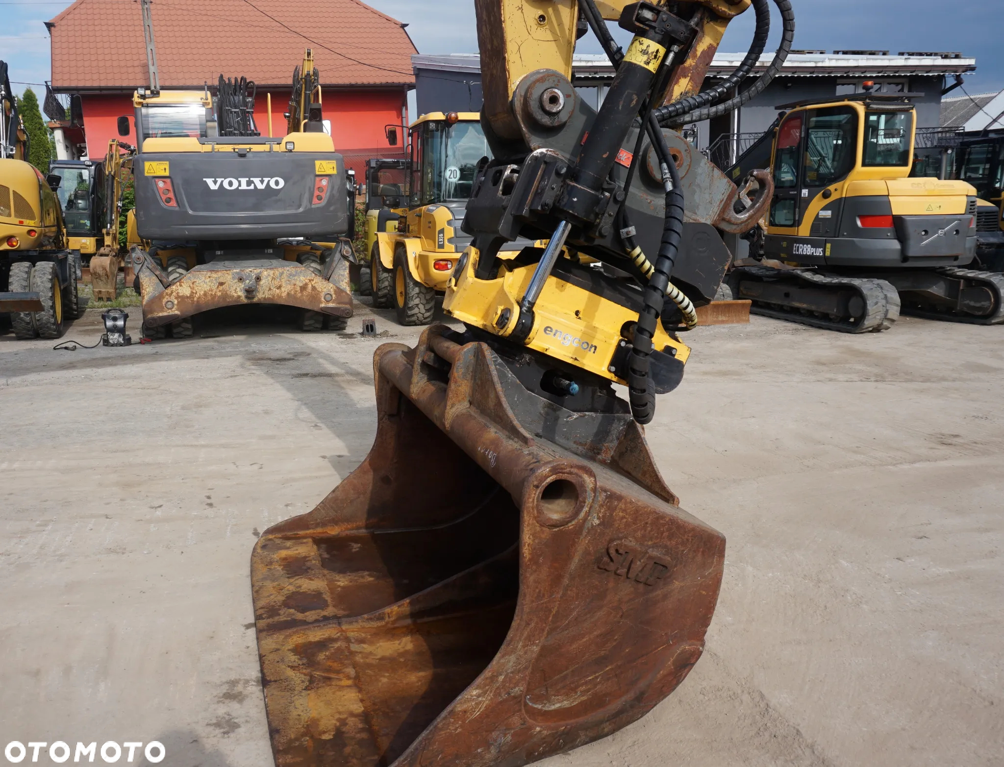 Caterpillar CAT 325 F - 11