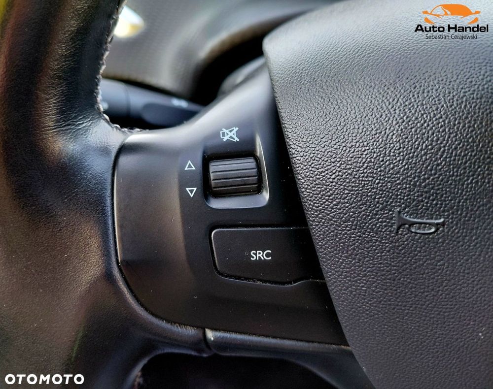 Peugeot 2008 - 22