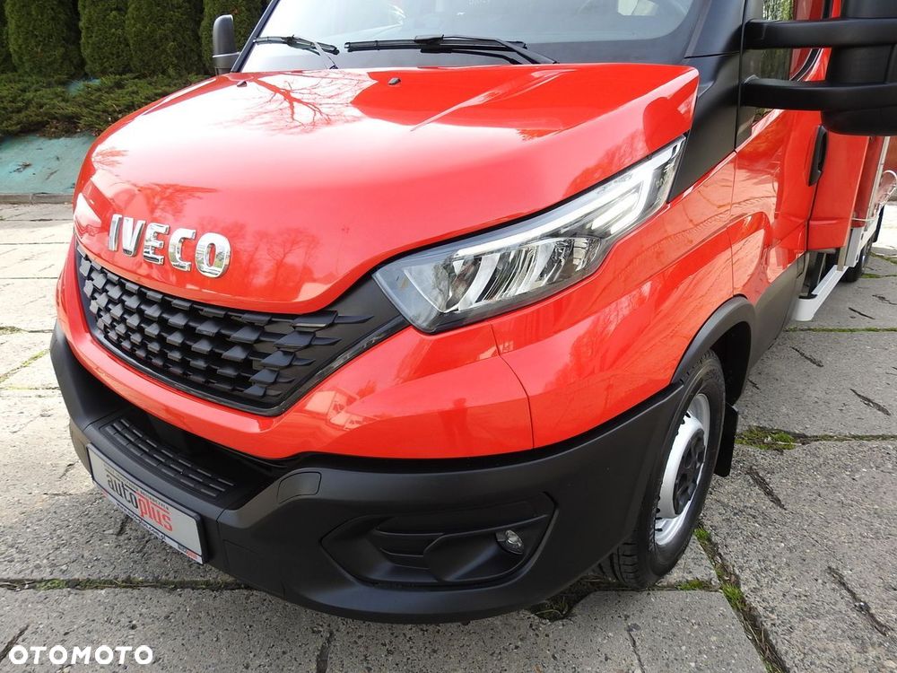 Iveco DAILY 35S18 PLANDEKA 10 PALET WEBASTO KLIMATYZACJA TEMPOMAT LEDY  180KM - 19