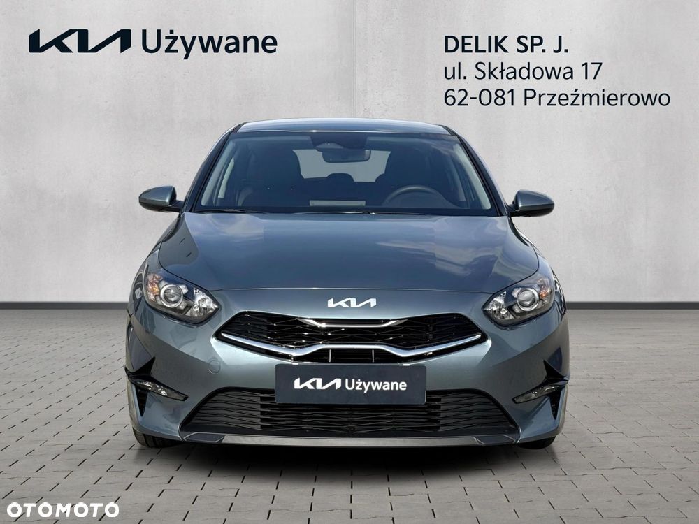 Kia Ceed - 8