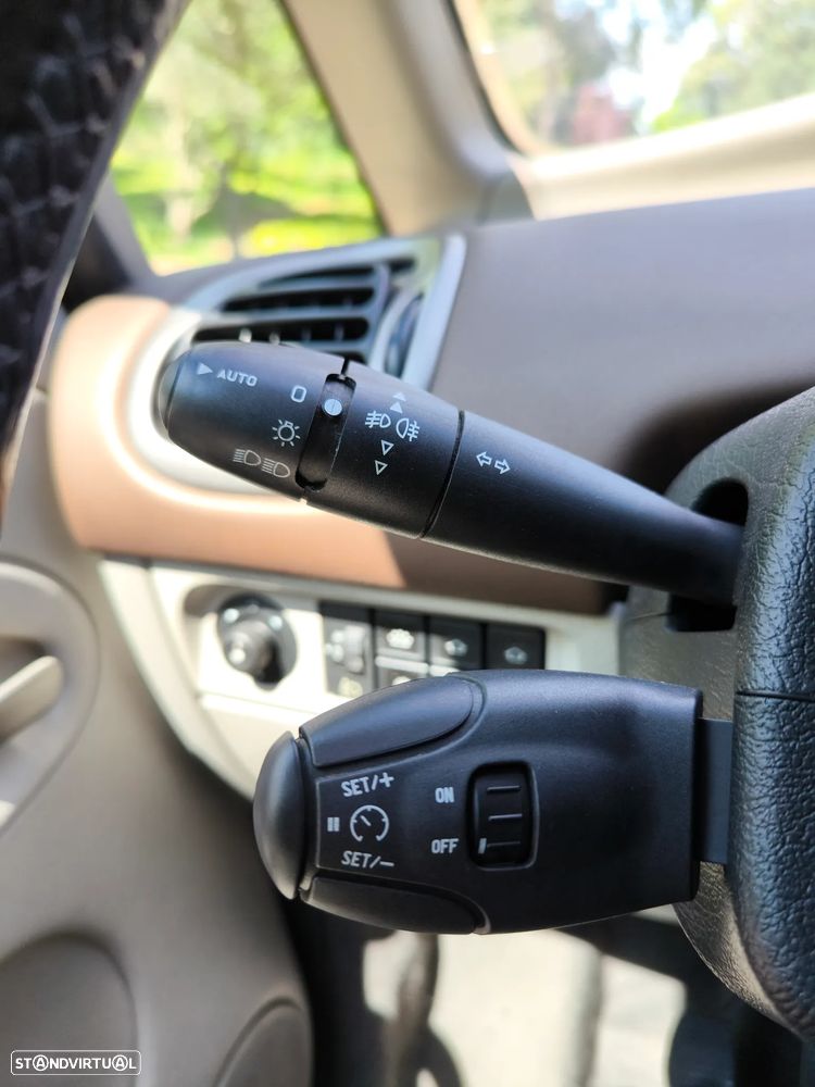 Citroën Xsara Picasso 1.6 HDi Premier - 12