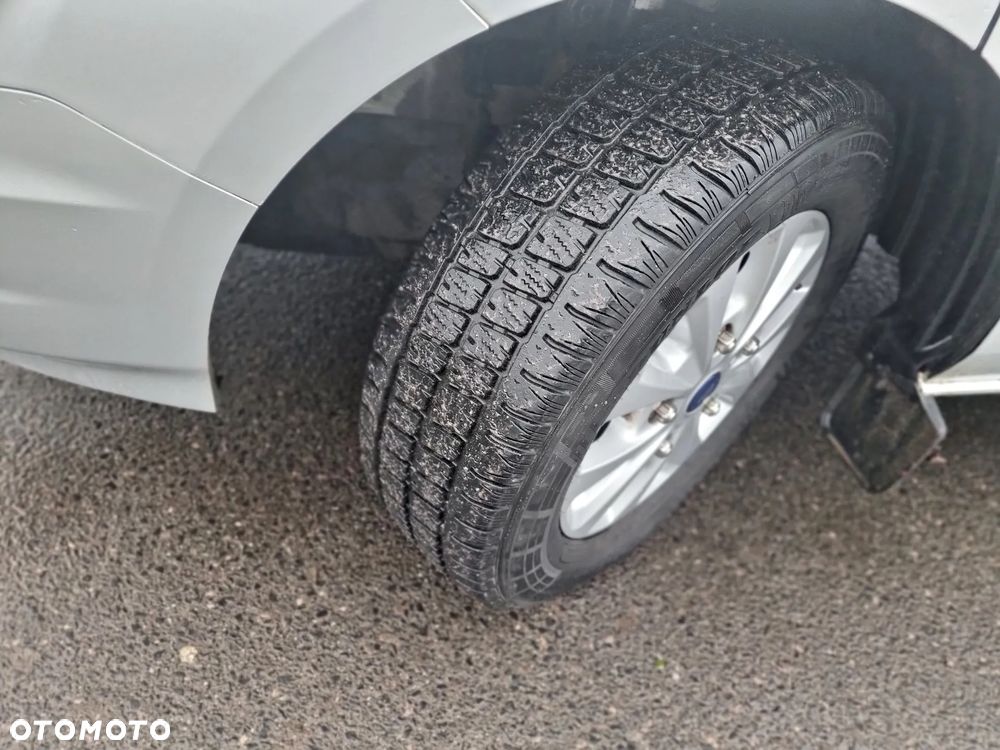 Ford TRANSIT CUSTOM - 16