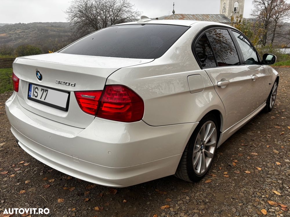 BMW Seria 3 320d EfficientDynamics Edition - 5