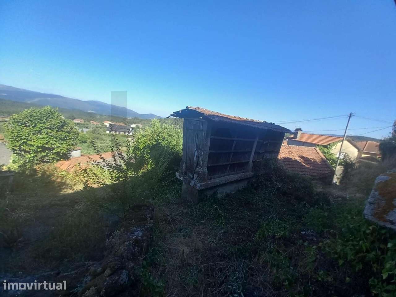 Casa para reabilitação, ideal para turismo ou para reconstrução á sua - Grande imagem: 5/21