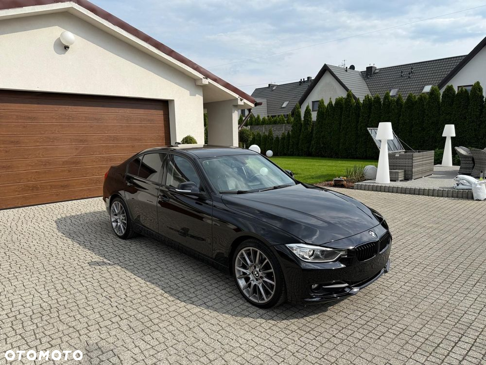 BMW Seria 3 335i Touring Sport Line - 20