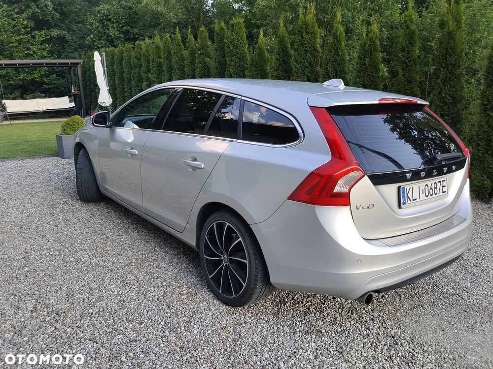 Volvo V60 D2 - 12