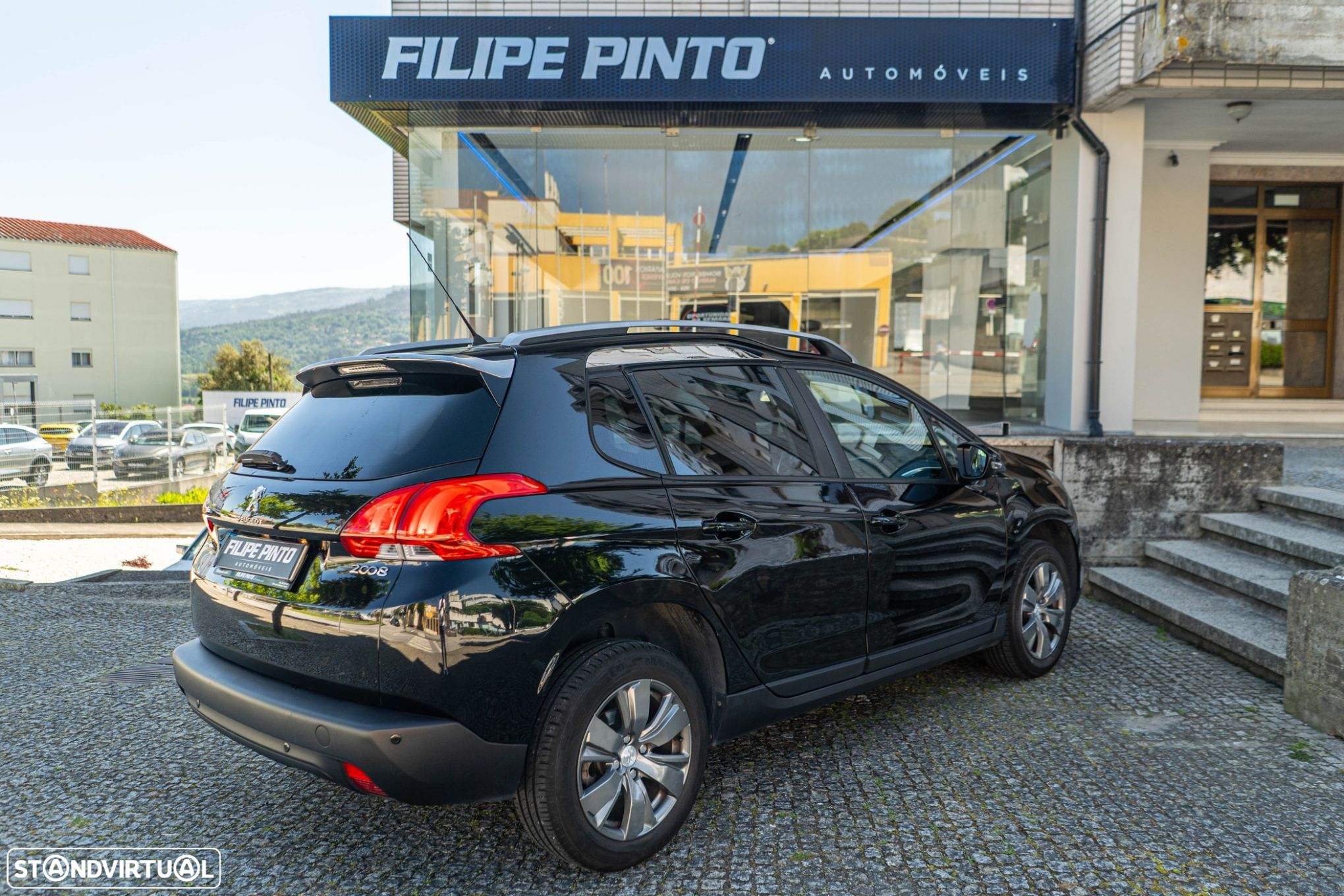 Peugeot 2008 1.2 PureTech Style - 5