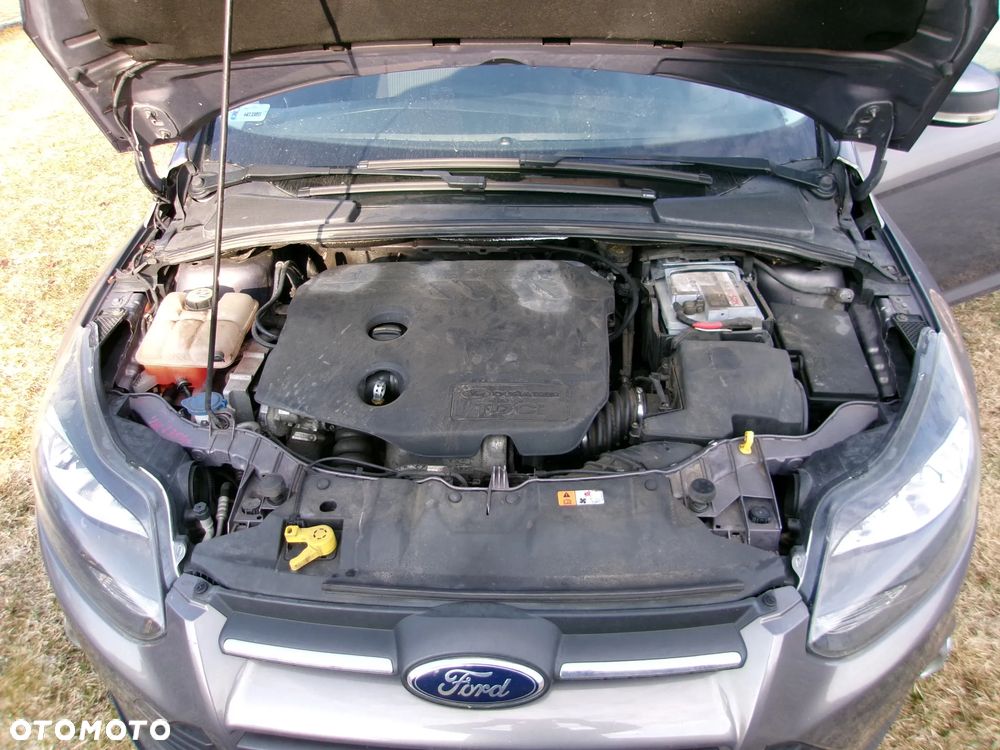 Ford Focus 1.6 TDCi DPF Titanium - 6