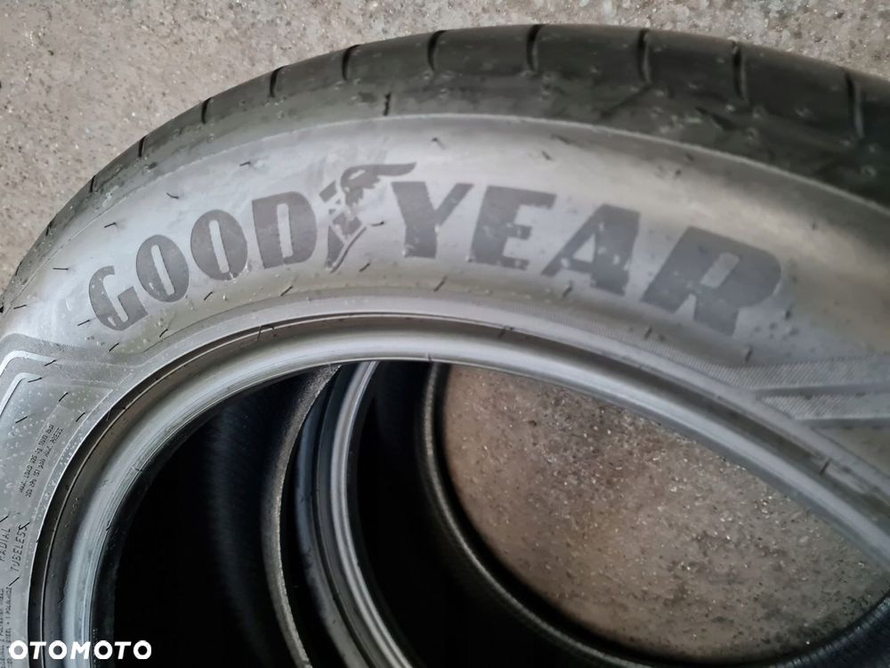 2x GOODYEAR F1 Asymmetric 3 MGT 235/55R19 6,1mm - 6,3mm 2022 - 3