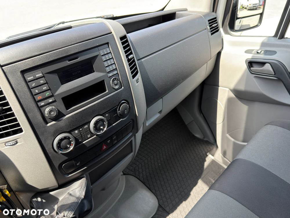 Volkswagen CRAFTER L2H2 - 24