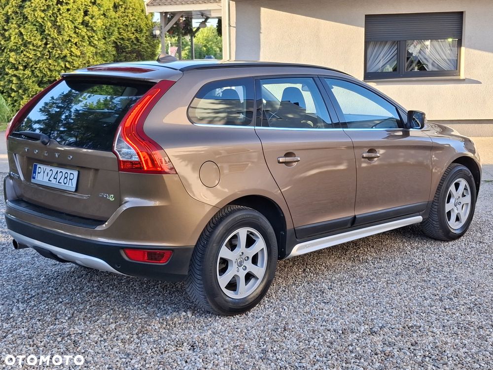Volvo XC 60 - 6