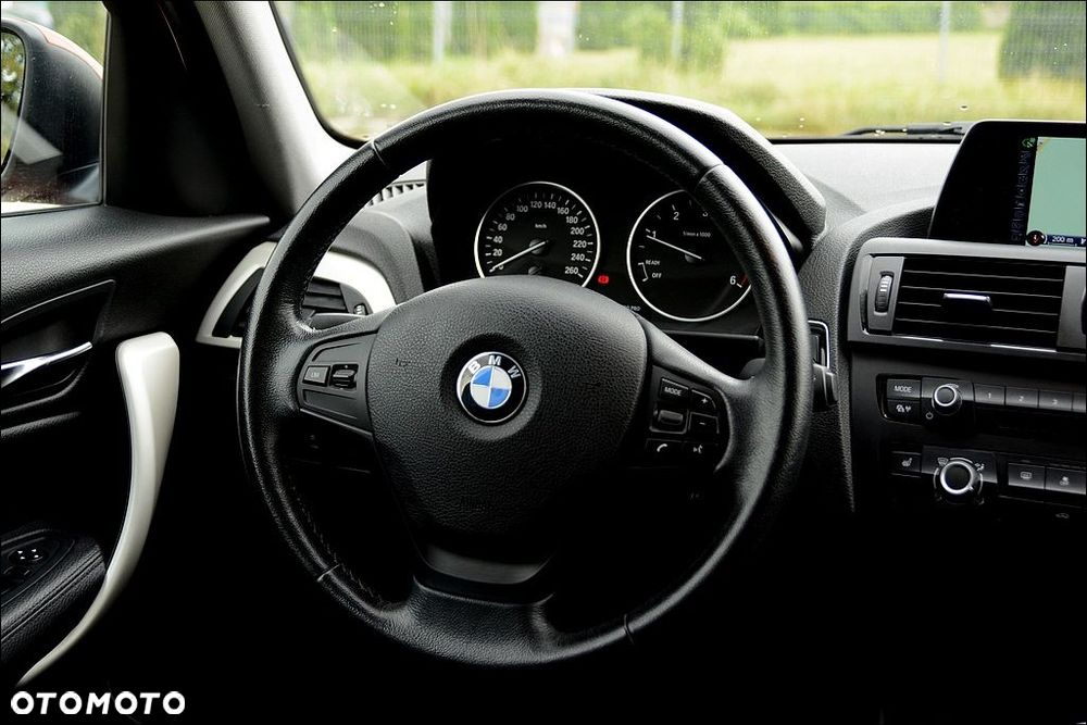 BMW Seria 1 116d EfficientDynamics Edition - 30