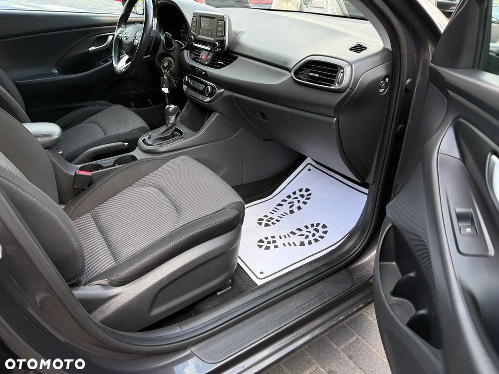 Hyundai i30 1.4 T-GDI Comfort DCT - 14