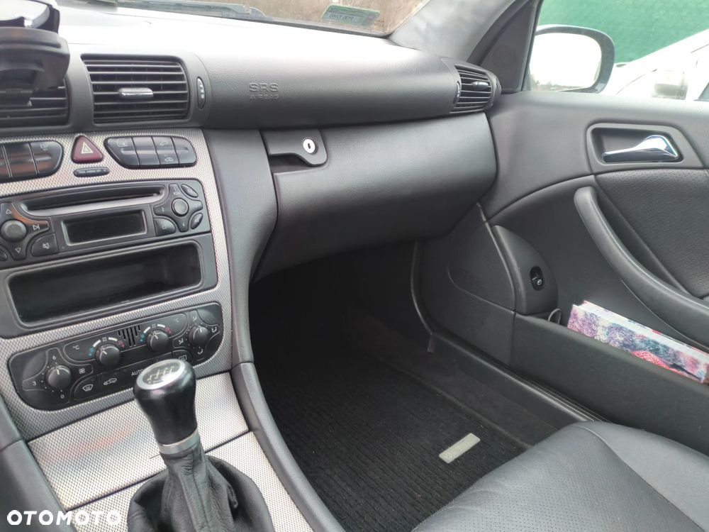 Mercedes-Benz Klasa C 220 CDI - 9