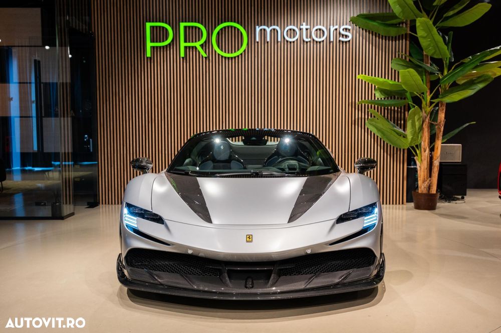 Ferrari SF90 Stradale - 6