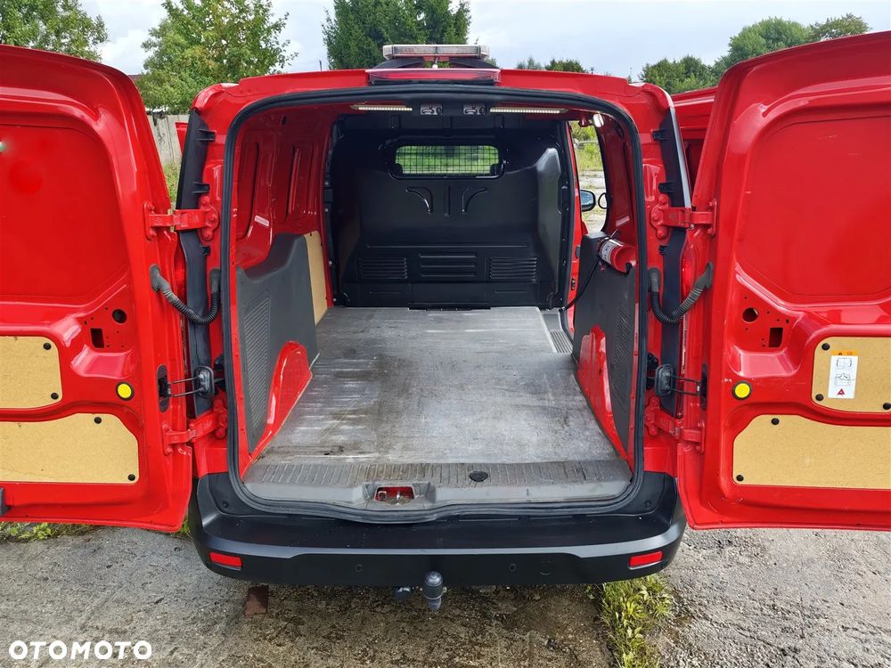 Ford Transit Connect - 31