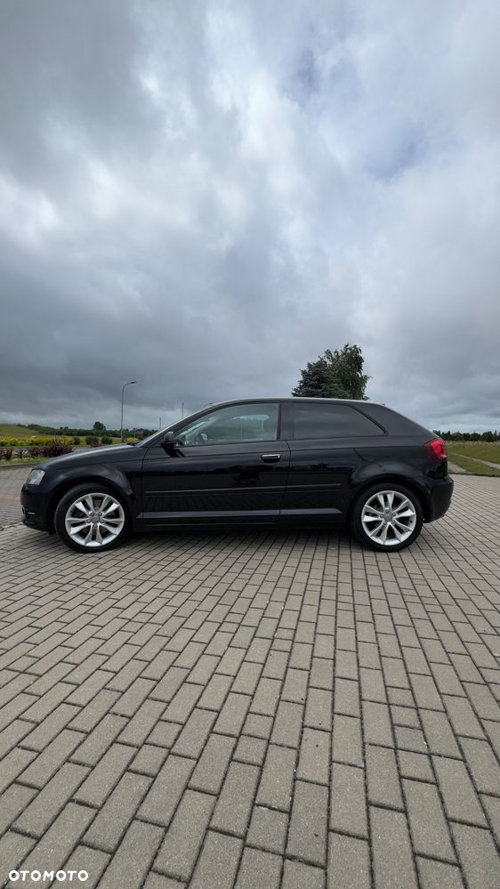 Audi A3 3-drzwiowe 2.0 TDI DPF (DSG) S tronic Ambiente - 3