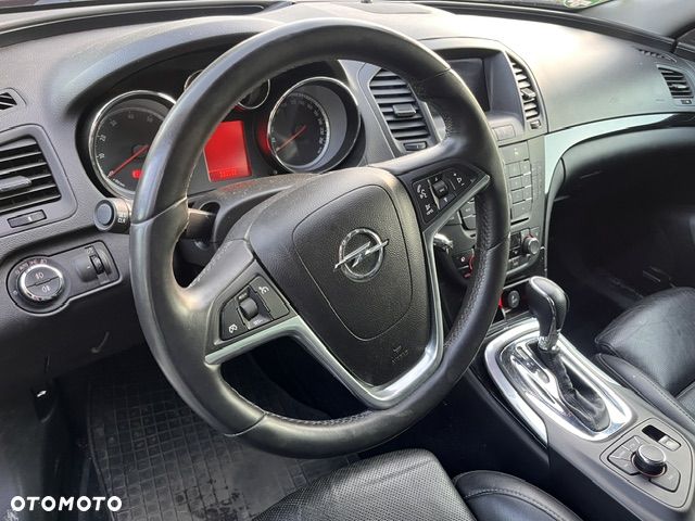 Opel Insignia 2.8 T V6 Cosmo 4x4 - 17