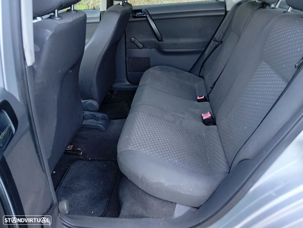 VW Polo 1.4 TDi Confortline ABS - 8