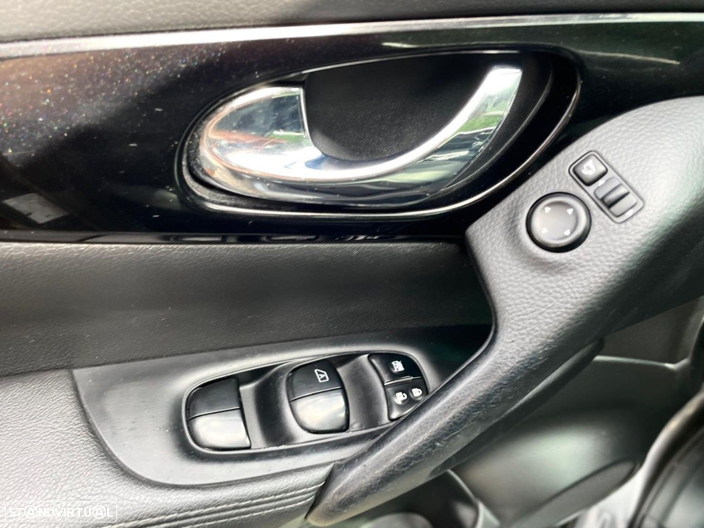 Nissan Qashqai 1.5 dCi N-Connecta Business - 14