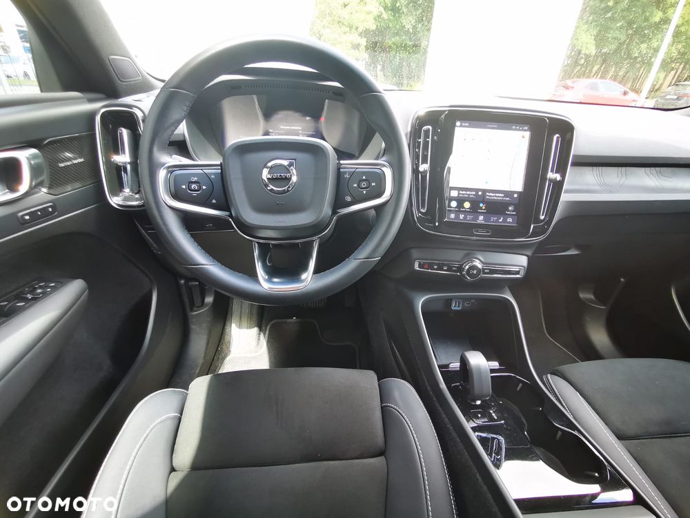 Volvo XC 40 82kWh Recharge Twin AWD Ultimate - 7