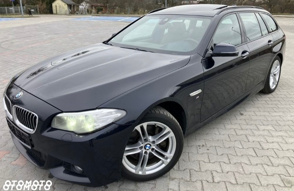BMW Seria 5 530d Touring Sport-Aut Luxury Line