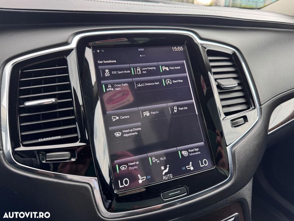 Volvo XC 90 - 25