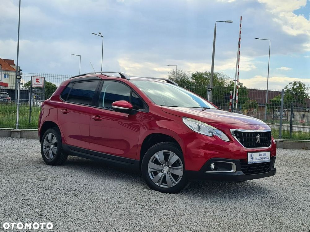 Peugeot 2008 1.2 Pure Tech Style S&S - 3