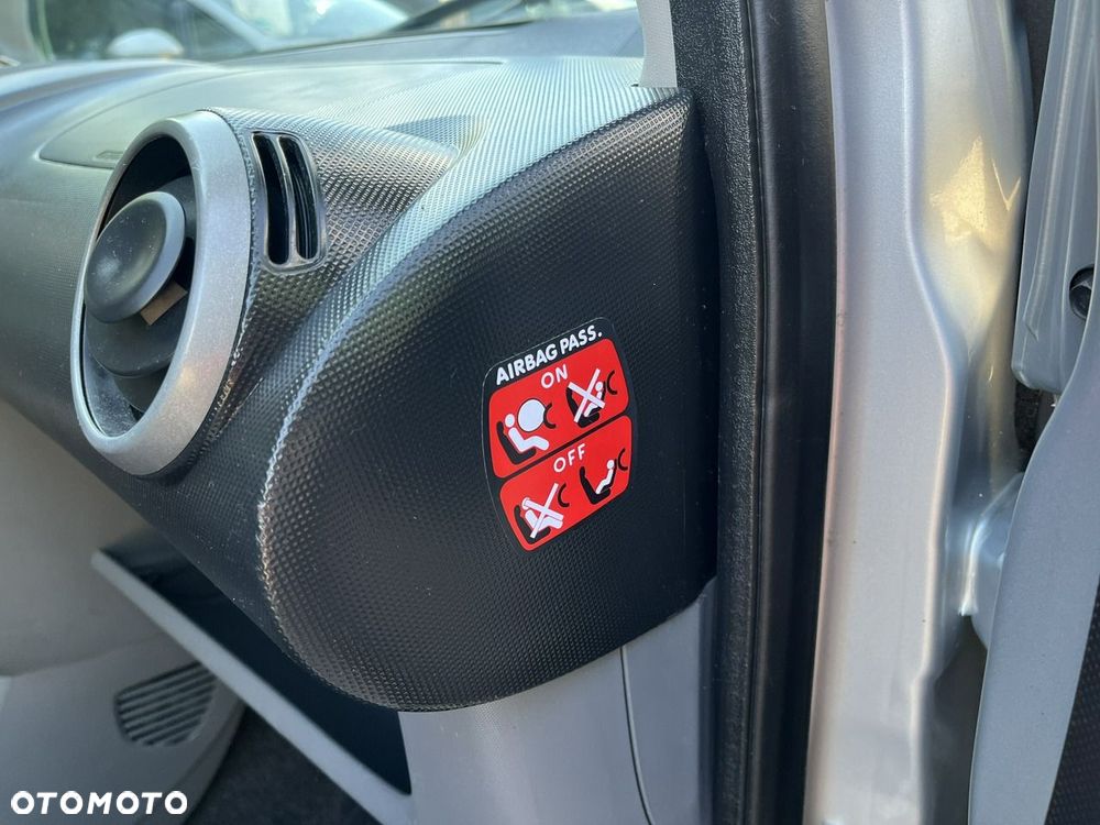 Toyota Aygo - 14