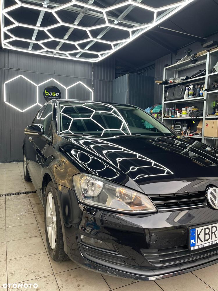 Volkswagen Golf 1.2 TSI BlueMotion Technology MATCH - 2