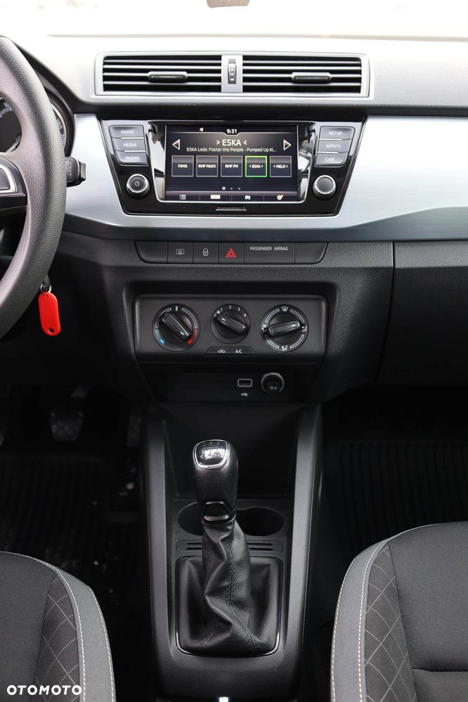 Skoda Fabia 1.0 Ambition - 14