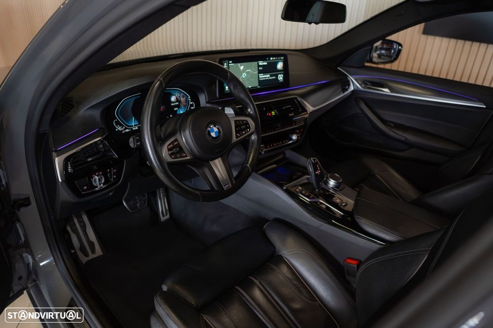 BMW 520 e Pack M - 3