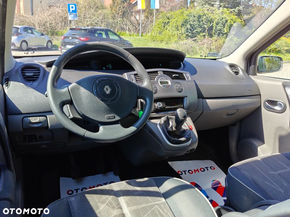 Renault Scenic 1.6 16V Expression - 15