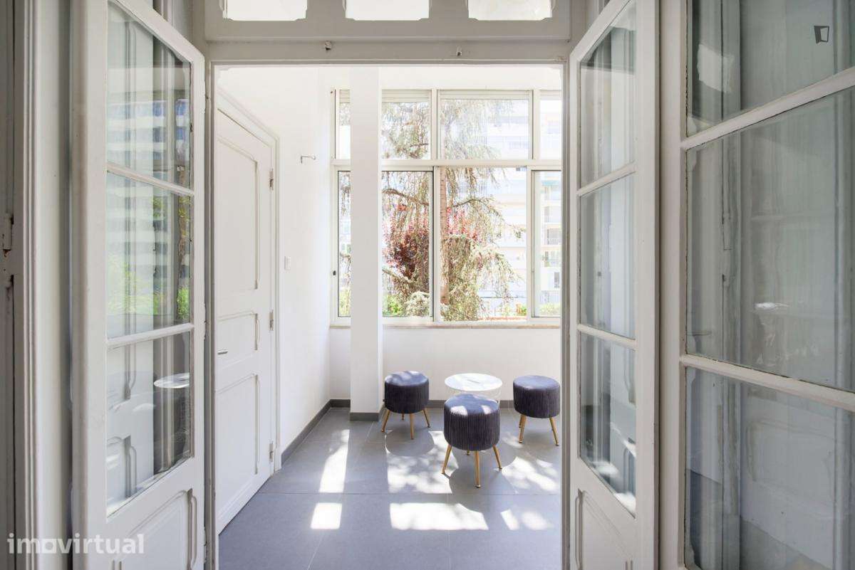 Quarto - localizado em Entrecampos Lisbon - Grande imagem: 5/23