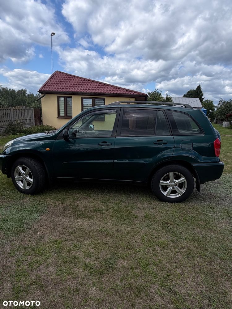 Toyota RAV4 - 3