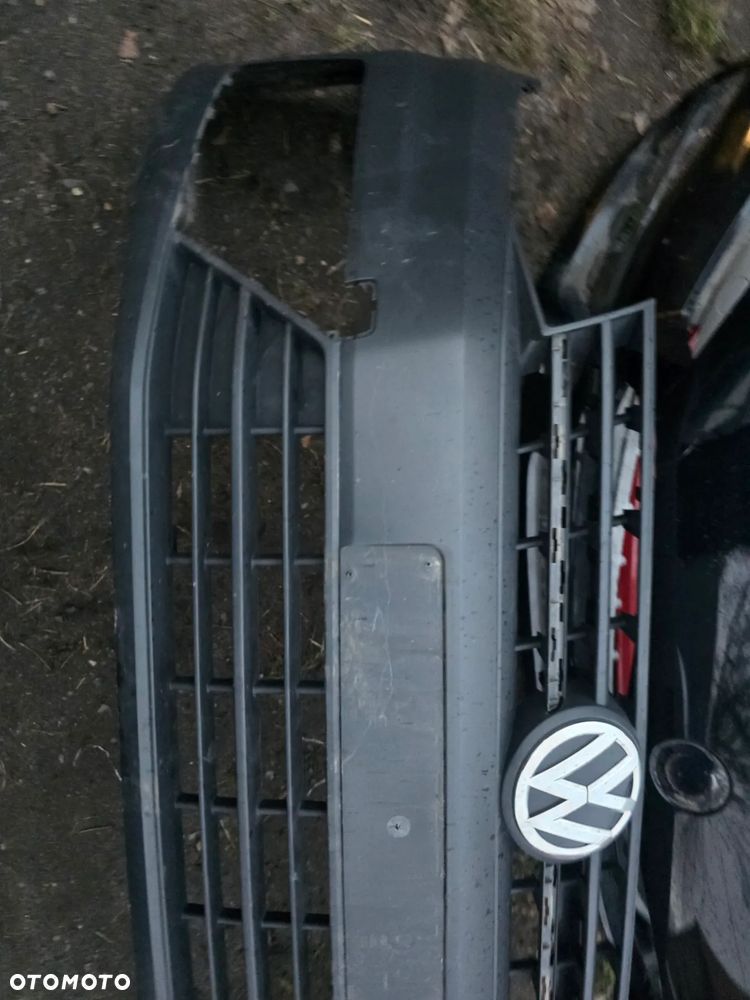 Zderzak przód vw caddy - 3