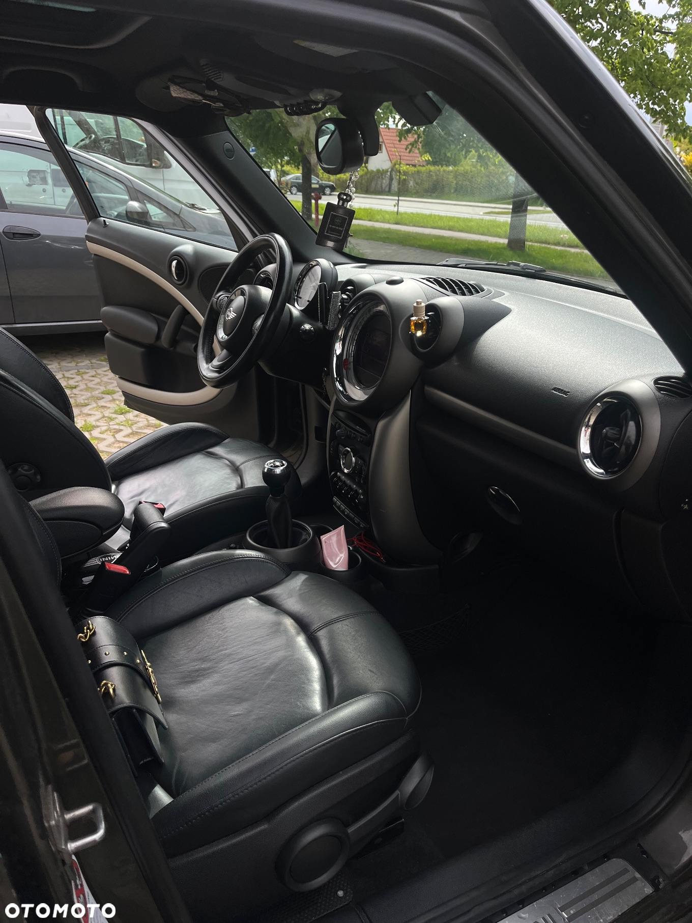 MINI Cooper Standard - 12