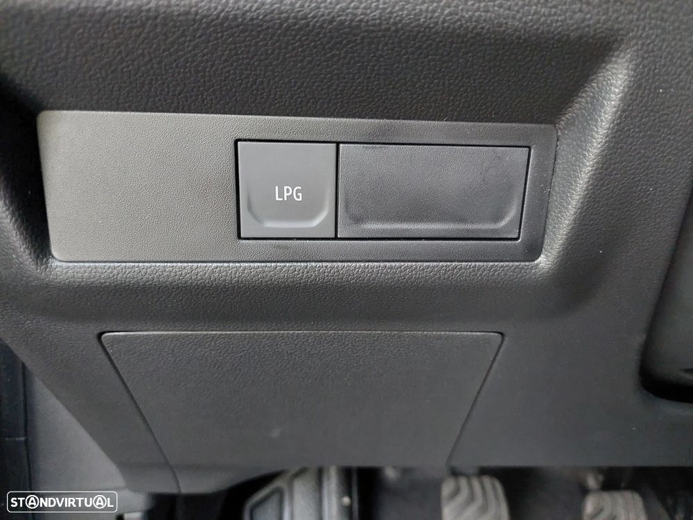 Renault Captur 1.0 TCe Techno Bi-Fuel - 19