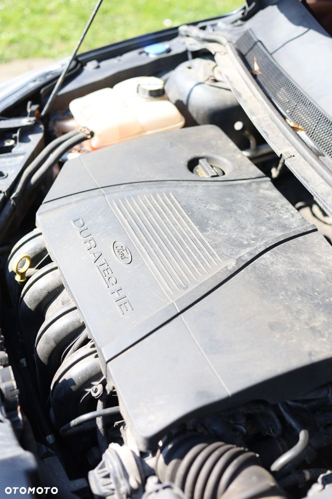 Ford Focus 1.8 Titanium - 22